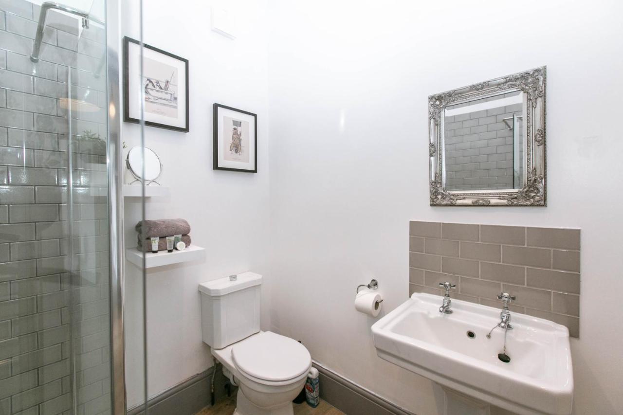 Spacious Apartment, Free Parking, Central Location Near To Uni, Hospital, Town Exeter Eksteriør bilde