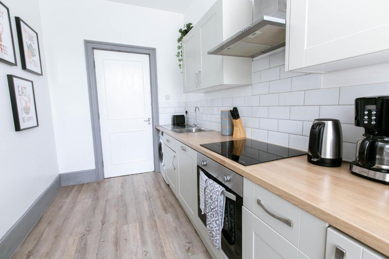 Spacious Apartment, Free Parking, Central Location Near To Uni, Hospital, Town Exeter Eksteriør bilde