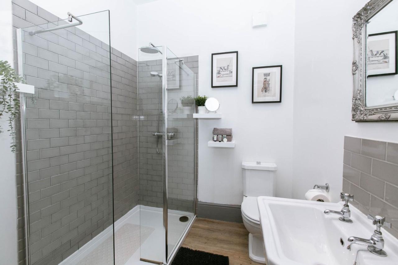 Spacious Apartment, Free Parking, Central Location Near To Uni, Hospital, Town Exeter Eksteriør bilde